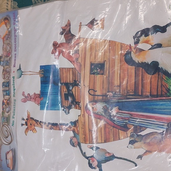 Iron on transfers Noah's boat - Picture 2 of 3